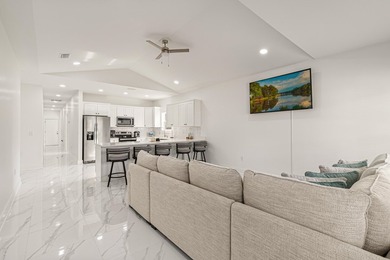 Modern Farmhouse on a Corner Lot, walking Distance to the Boat - photo 8
