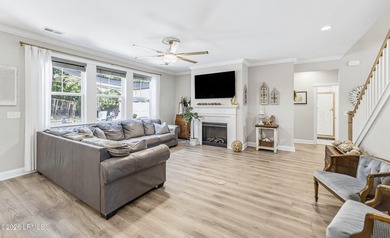 Beautifully set on a private, wooded lot in the sought-after - photo 7