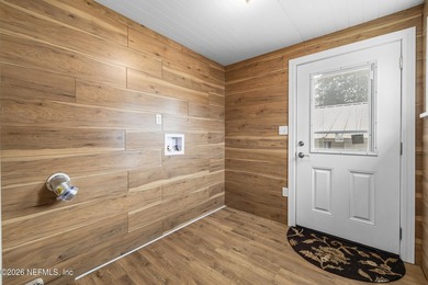 Think BIG - This Updated Mobile Home has: 4 bedrooms 3 bathrooms - photo 33