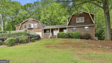 Lake Home For Sale in Fayetteville, Georgia