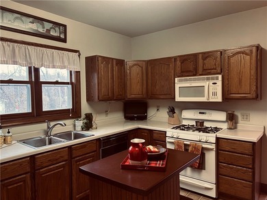 Charming 3-bedroom home with timeless character, featuring - photo 10