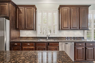 This stunning 3,500 sq.ft. residence is move-in ready, offers - photo 14