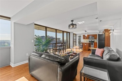 LOCATION! LOCATION! LOCATION! Close to professional schools and