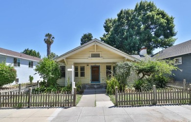 A classic Craftsman brimming with character, this 3-bedroom - photo 23