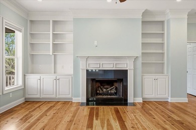 This stunning 3,500 sq.ft. residence is move-in ready, offers - photo 29