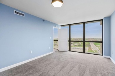 LOCATION! LOCATION! LOCATION! Close to professional schools and