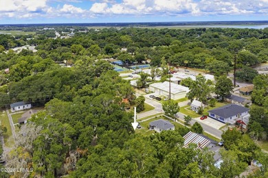 Rare opportunity to build your dream home in the heart of the - photo 4