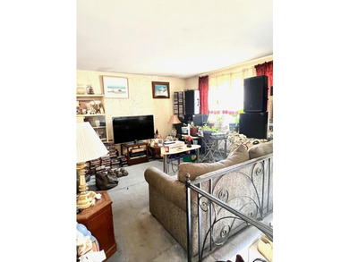 Incredible Opportunity to Create Your Dream Home! This super - photo 4