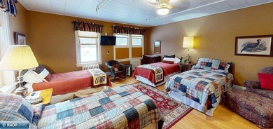 Retreat To Renowned Historic Bed & Breakfast, Vermilion Park Inn - photo 36