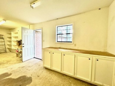 Welcome to 20 Shallow Springs - photo 22