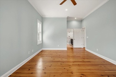 This stunning 3,500 sq.ft. residence is move-in ready, offers - photo 39