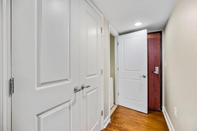 LOCATION! LOCATION! LOCATION! Close to professional schools and