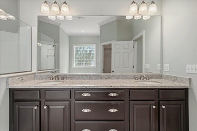 This stunning 3,500 sq.ft. residence is move-in ready, offers - photo 40