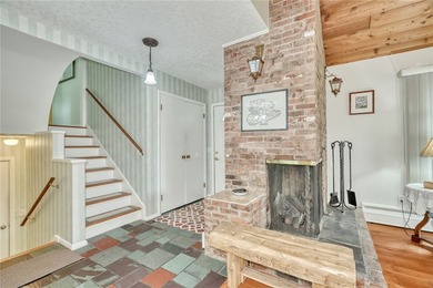 Welcome to 395 Ridgemont Drive, a beautifully maintained brick - photo 7
