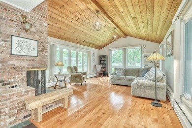 Welcome to 395 Ridgemont Drive, a beautifully maintained brick - photo 9