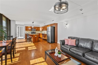 LOCATION! LOCATION! LOCATION! Close to professional schools and