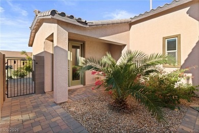 PRIVATE CASITA, COURTYARD ENTRY, AND A BACKYARD BUILT FOR - photo 5