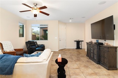 PRIVATE CASITA, COURTYARD ENTRY, AND A BACKYARD BUILT FOR - photo 10