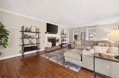 Welcome to 139 Scotch Pine Drive! This stunning 4-bedroom, 2 - photo 9