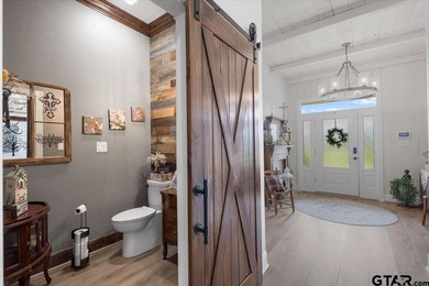 Experience the perfect blend of luxury, comfort, and - photo 11