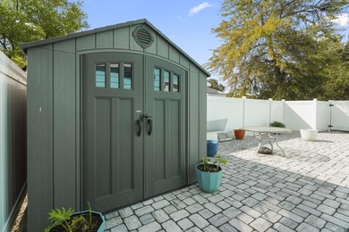 This is a beautifully maintained and updated 3 bed 2 bath home - photo 14