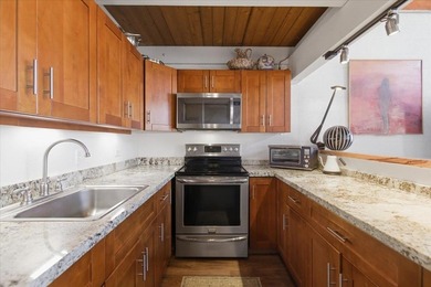 Hotel-zoned and ideally located in the heart of South Kihei - photo 14