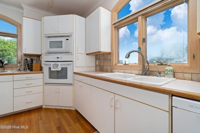 Among some of the most desirable lots in Emerald Isle are - photo 16