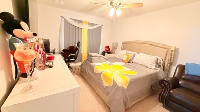 Welcome to this very well kept four-bedroom, two-bathroom - photo 23
