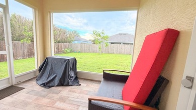Welcome to this very well kept four-bedroom, two-bathroom - photo 32