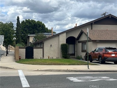 Excellent opportunity to own a well-located income property in - photo 8