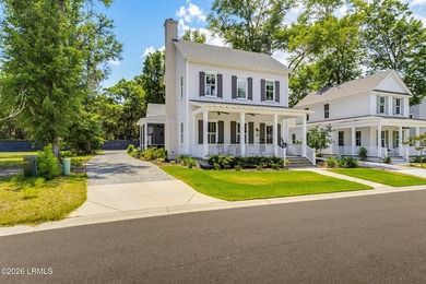 Built in 2021 by Artisan Custom Homes, this beautiful 3-bedroom - photo 3