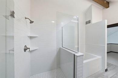 Beautifully updated golf course condo, set along the 18th - photo 34