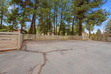 Beautifully updated golf course condo, set along the 18th - photo 36