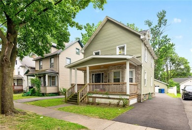 Prepare to be impressed by this spacious 3-bedroom, 2 full bath - photo 2
