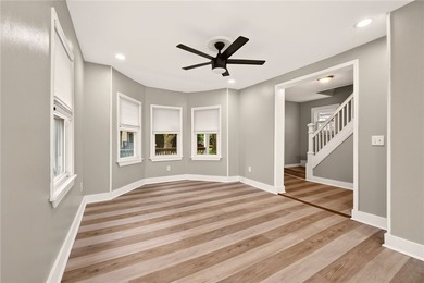 Prepare to be impressed by this spacious 3-bedroom, 2 full bath - photo 6