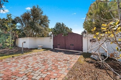 An extraordinary Gulf-front land opportunity ideally positioned - photo 9