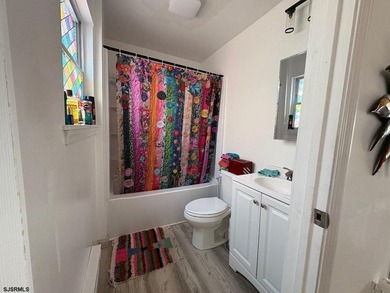 Turnkey waterfront investment opportunity! This fully renovated - photo 13
