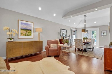 This coastal-designed 4 BR, 3.5 bath residence is a perfect home - photo 19
