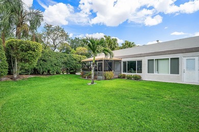 Tucked away as a private end-unit in desirable Town Villas, this - photo 28