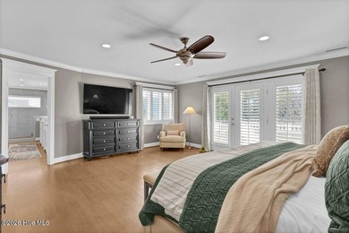 This coastal-designed 4 BR, 3.5 bath residence is a perfect home - photo 32
