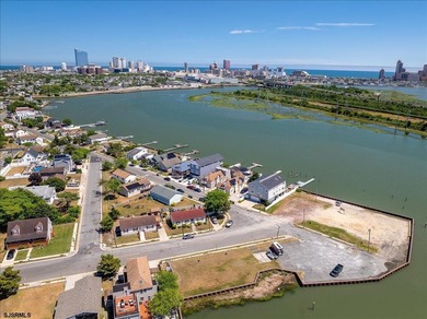 Turnkey waterfront investment opportunity! This fully renovated - photo 42