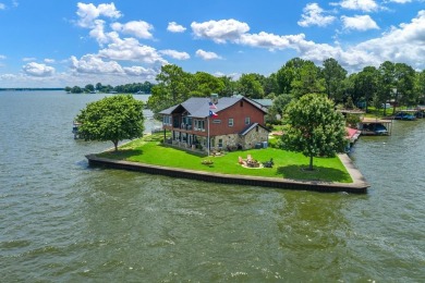 Your Own Lake Lodge at Cedar Creek Lake! 5 bedrooms, 4 full - Lake Home For Sale in Tool, Texas