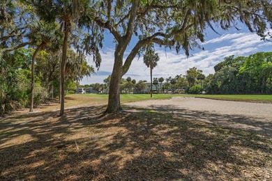 Beautifully remodeled & freshly updated 2 Bedroom, 2 Bath Villa - photo 12