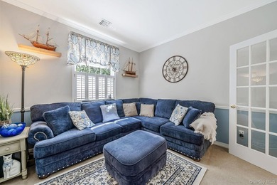 Charming home located in a 55+ gated community, ideally situated - photo 16