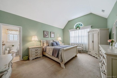 Charming home located in a 55+ gated community, ideally situated - photo 18
