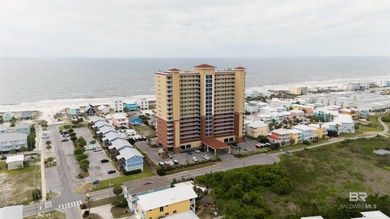 Welcome to Sanibel, where coastal luxury and convenience meet in - photo 19