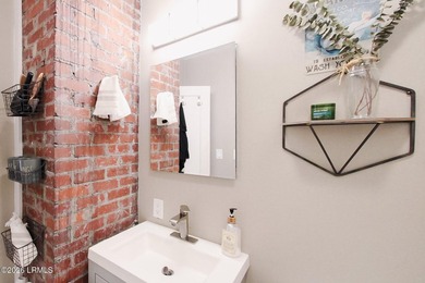 Downtown Beaufort Charm Meets Modern Luxury. Step into a - photo 9