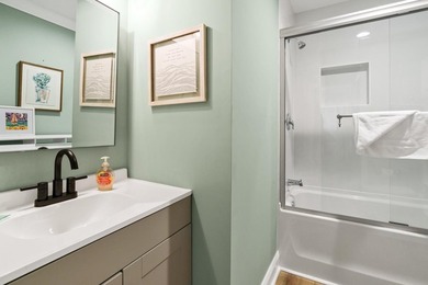 Beautifully remodeled & freshly updated 2 Bedroom, 2 Bath Villa - photo 19