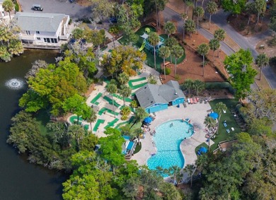 Beautifully remodeled & freshly updated 2 Bedroom, 2 Bath Villa - photo 32