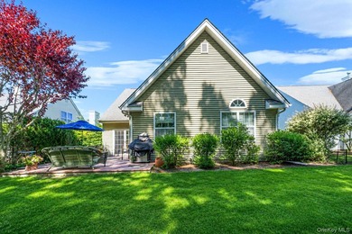 Charming home located in a 55+ gated community, ideally situated - photo 36